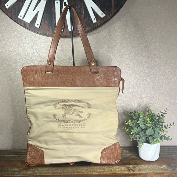 Burberry Tote Bag - Picture 1 of 12